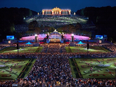 Wiener-Philharmoniker-©-Richard-Schuster.jpg